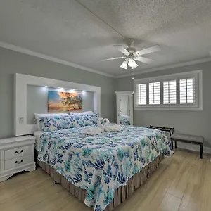 Pcb With Community Perks And Access Apartment